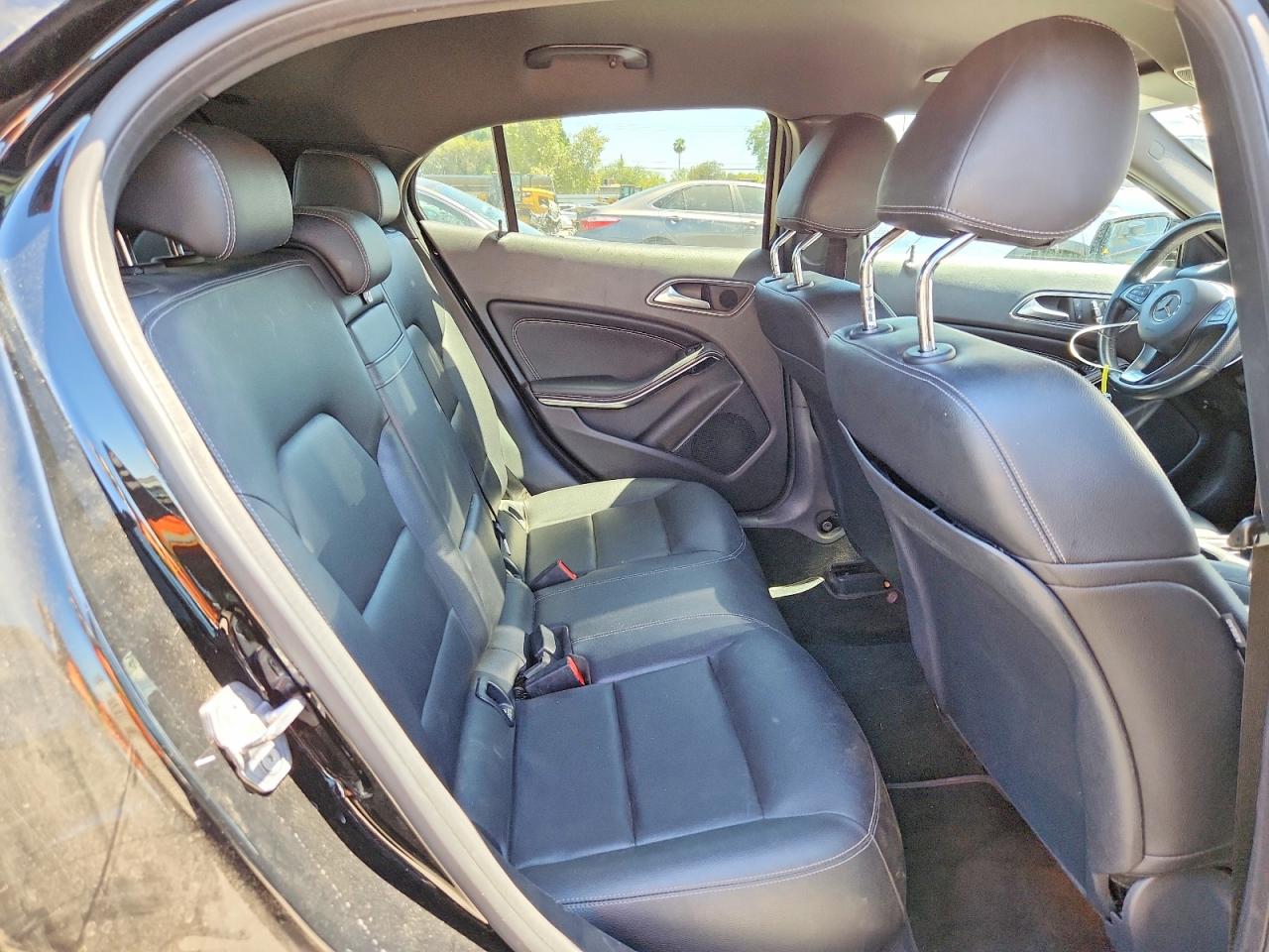 2019 MERCEDES-BENZ GLA-CLASS