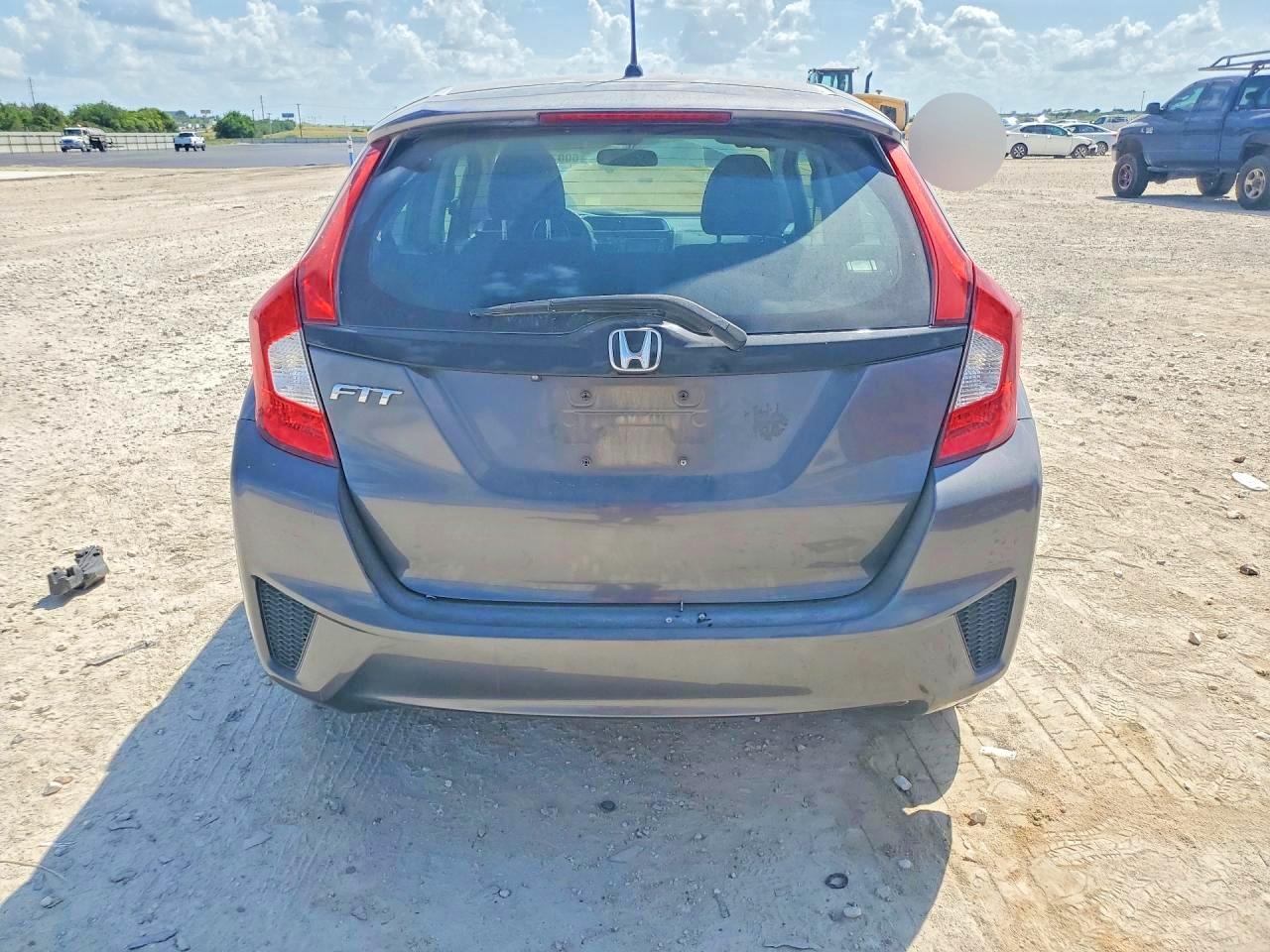 2016 HONDA FIT