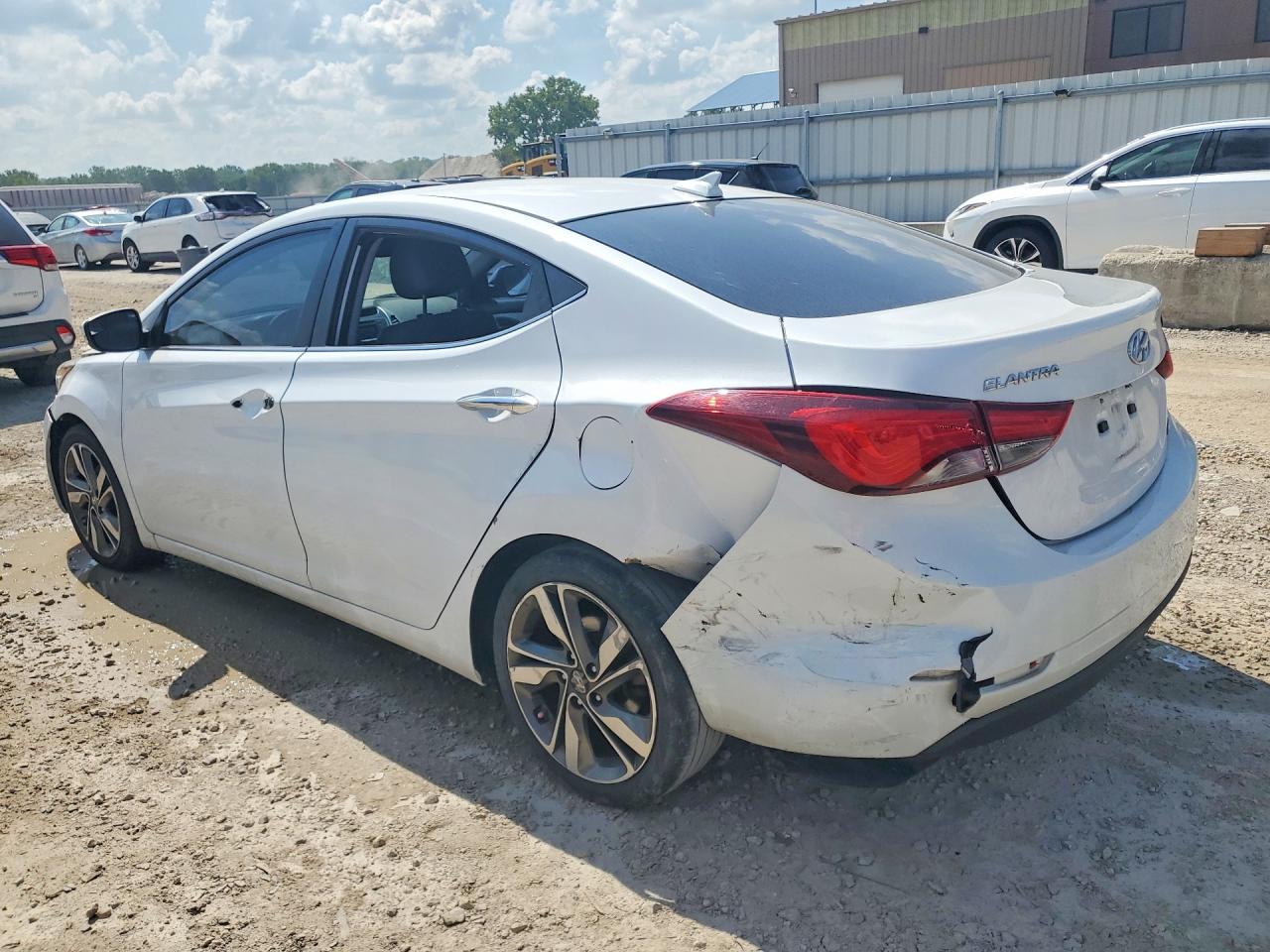 2015 HYUNDAI ELANTRA