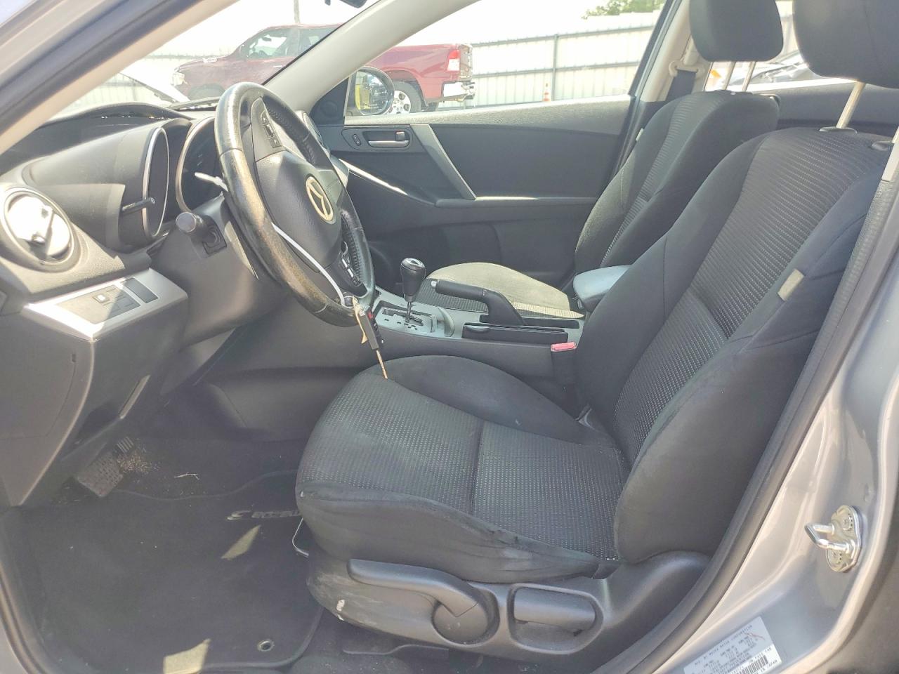 2012 MAZDA 3