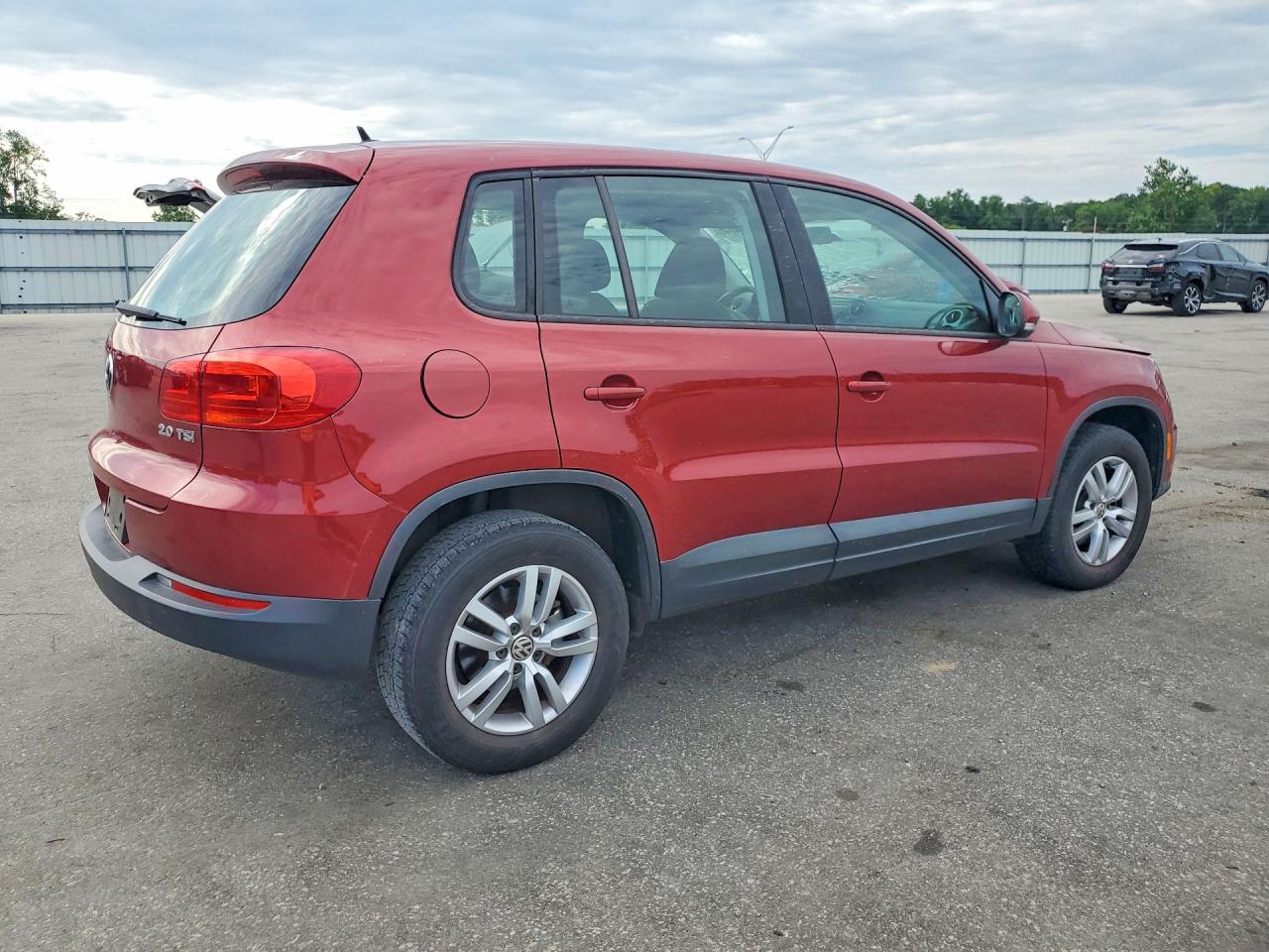 2013 VOLKSWAGEN TIGUAN