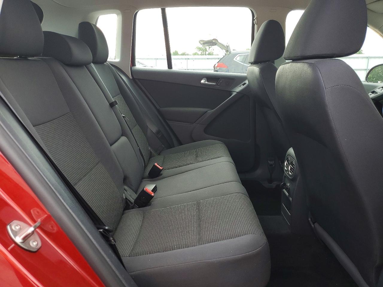 2013 VOLKSWAGEN TIGUAN