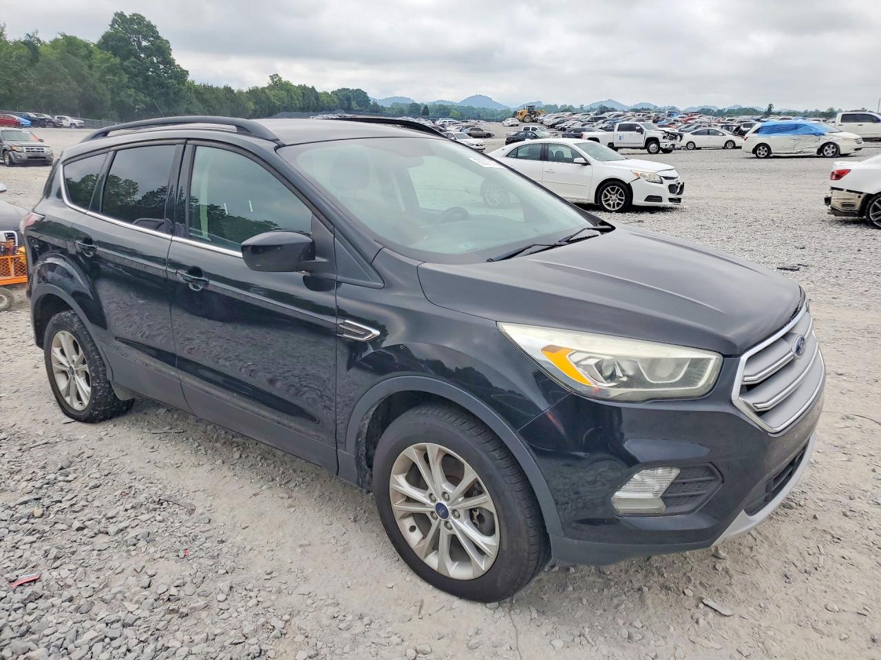 2017 FORD ESCAPE