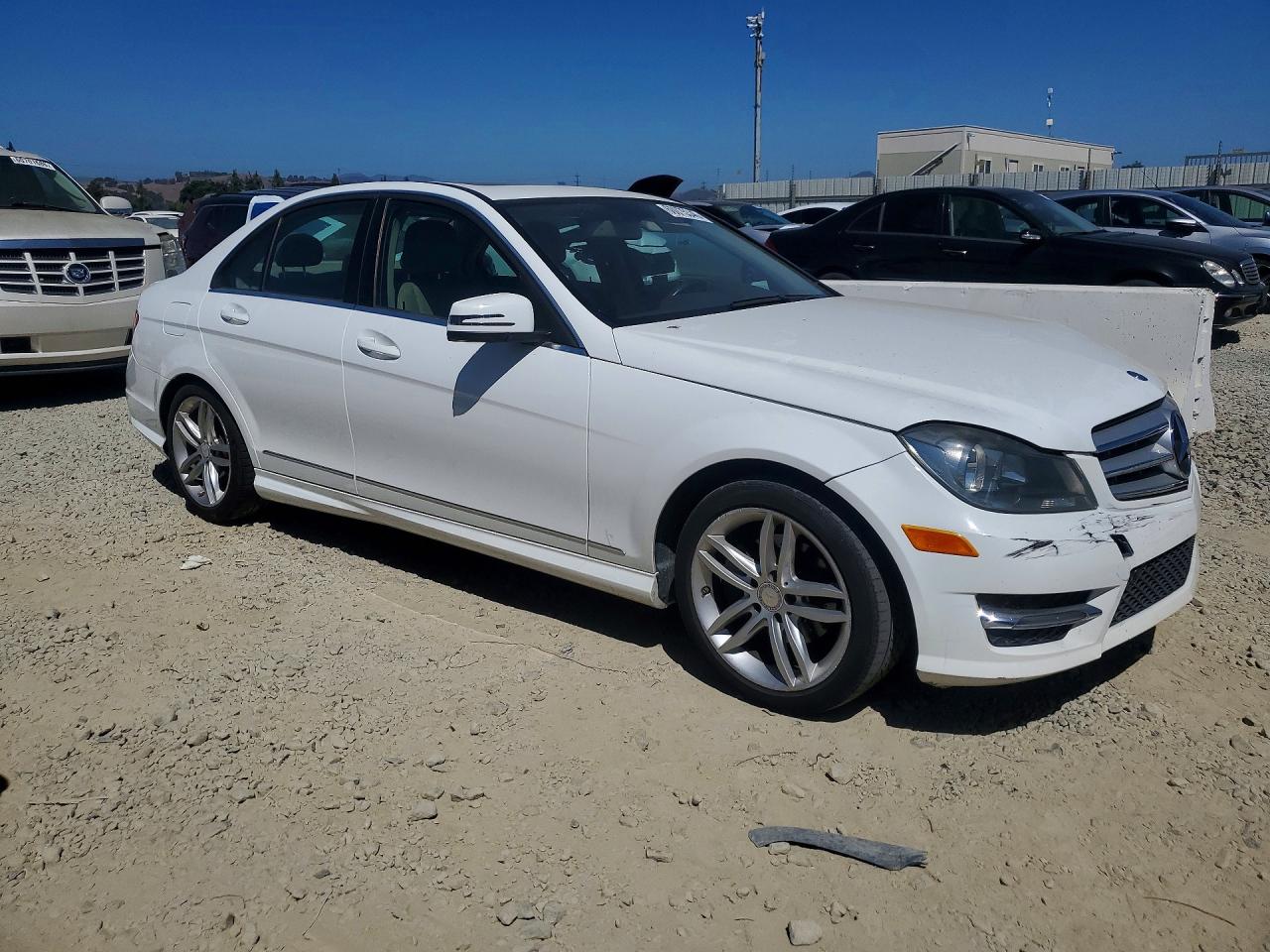 2013 MERCEDES-BENZ C-CLASS