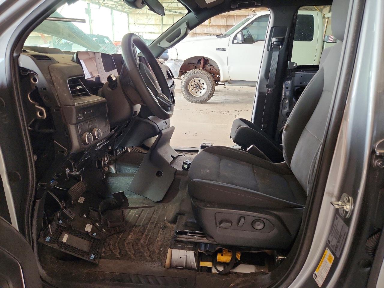 2025 CHEVROLET TAHOE