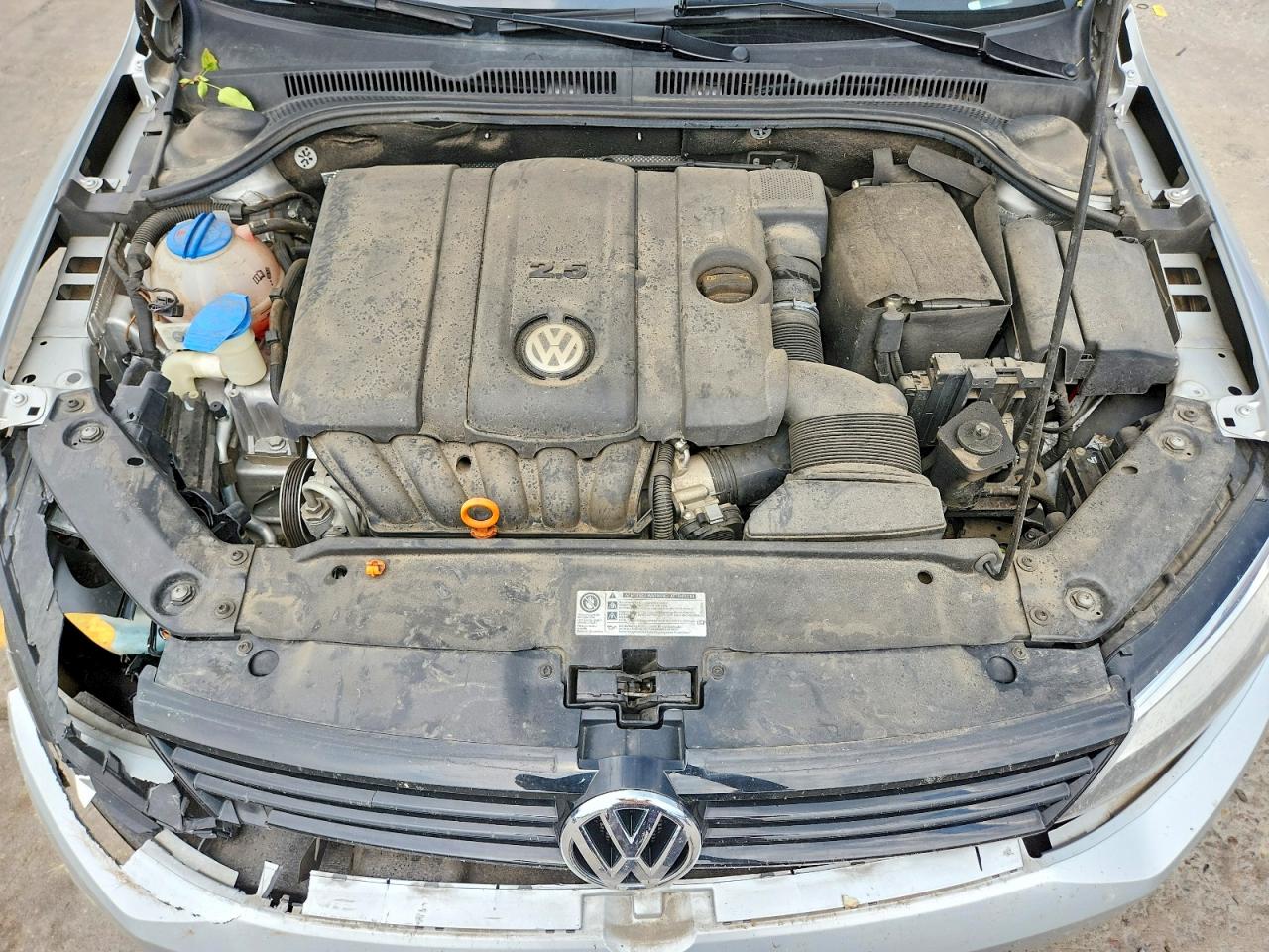 2011 VOLKSWAGEN JETTA