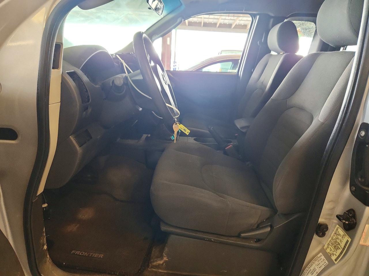 2005 NISSAN FRONTIER