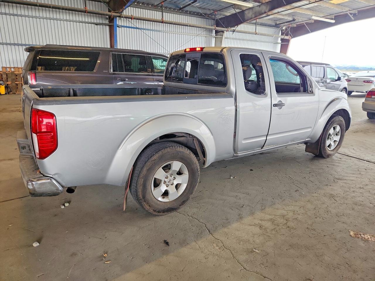 2005 NISSAN FRONTIER