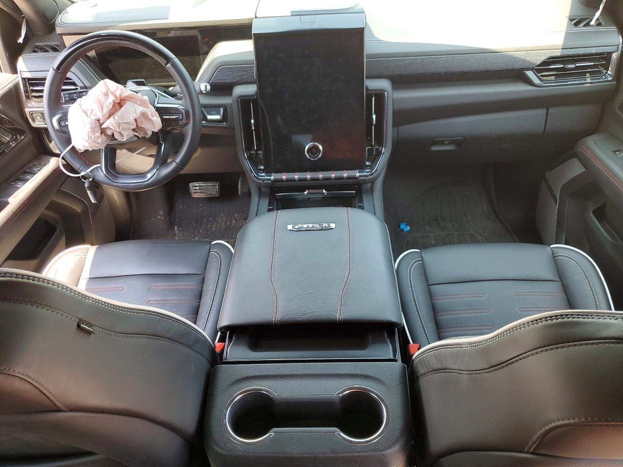 2025 GMC YUKON