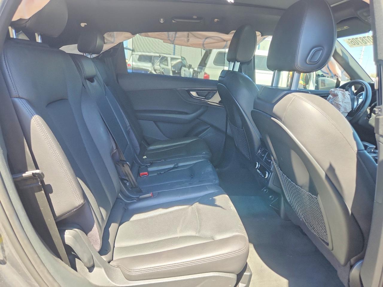 2017 AUDI Q7