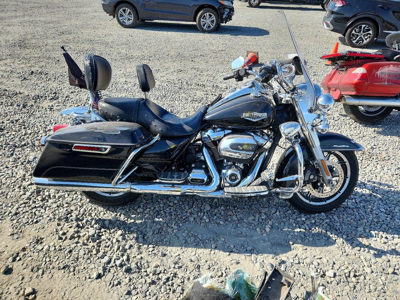2017 HARLEY-DAVIDSON FL