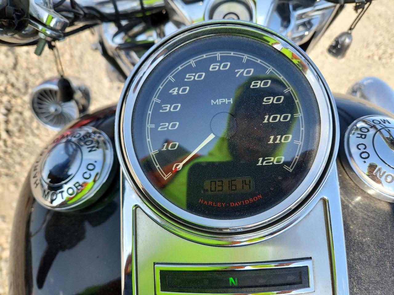 2017 HARLEY-DAVIDSON FL