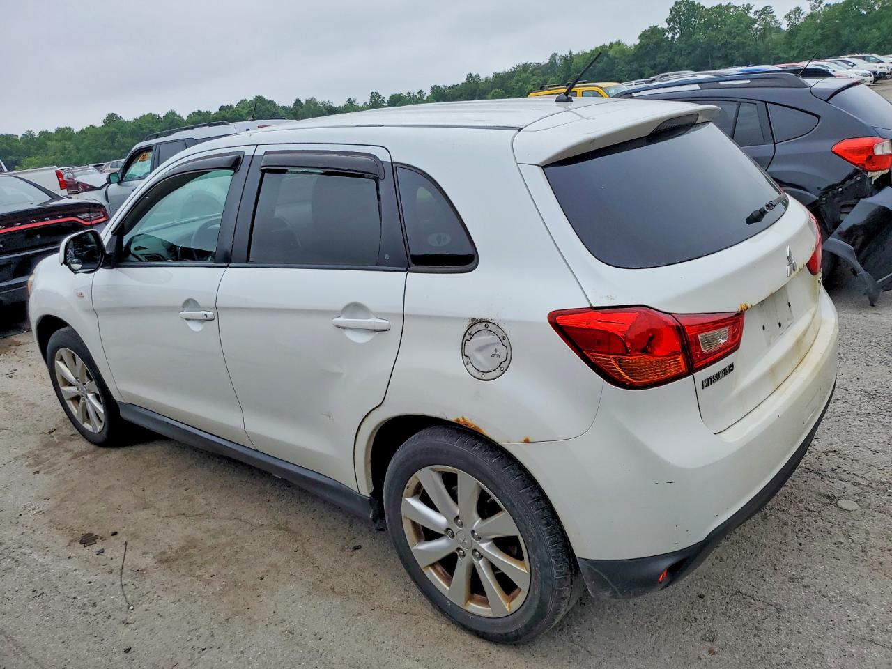 2014 MITSUBISHI OUTLANDER