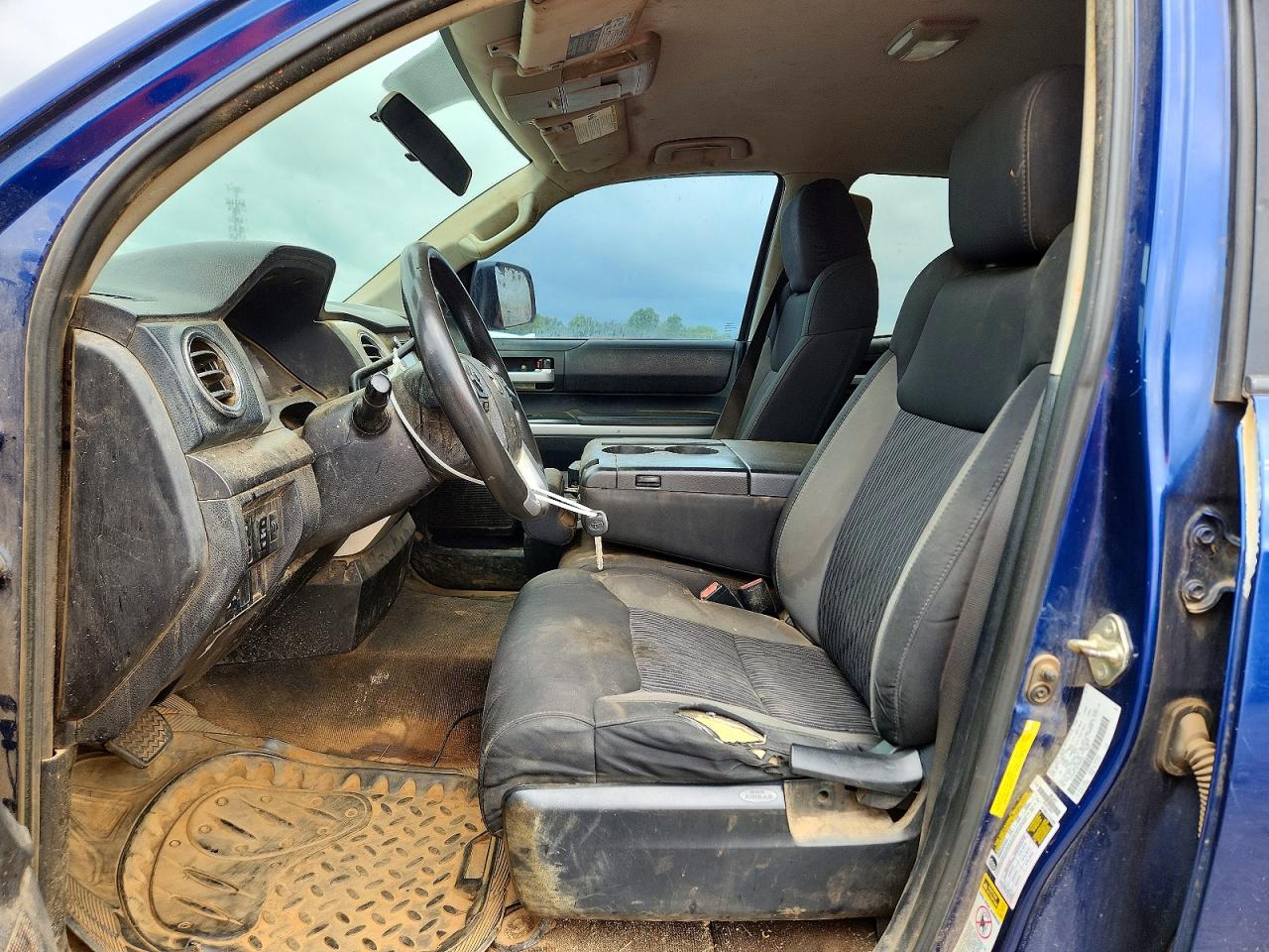 2015 TOYOTA TUNDRA