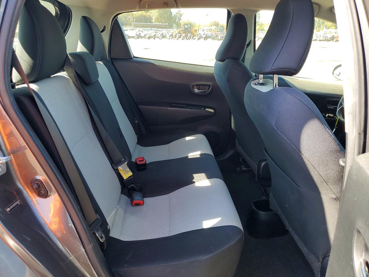 2014 TOYOTA YARIS