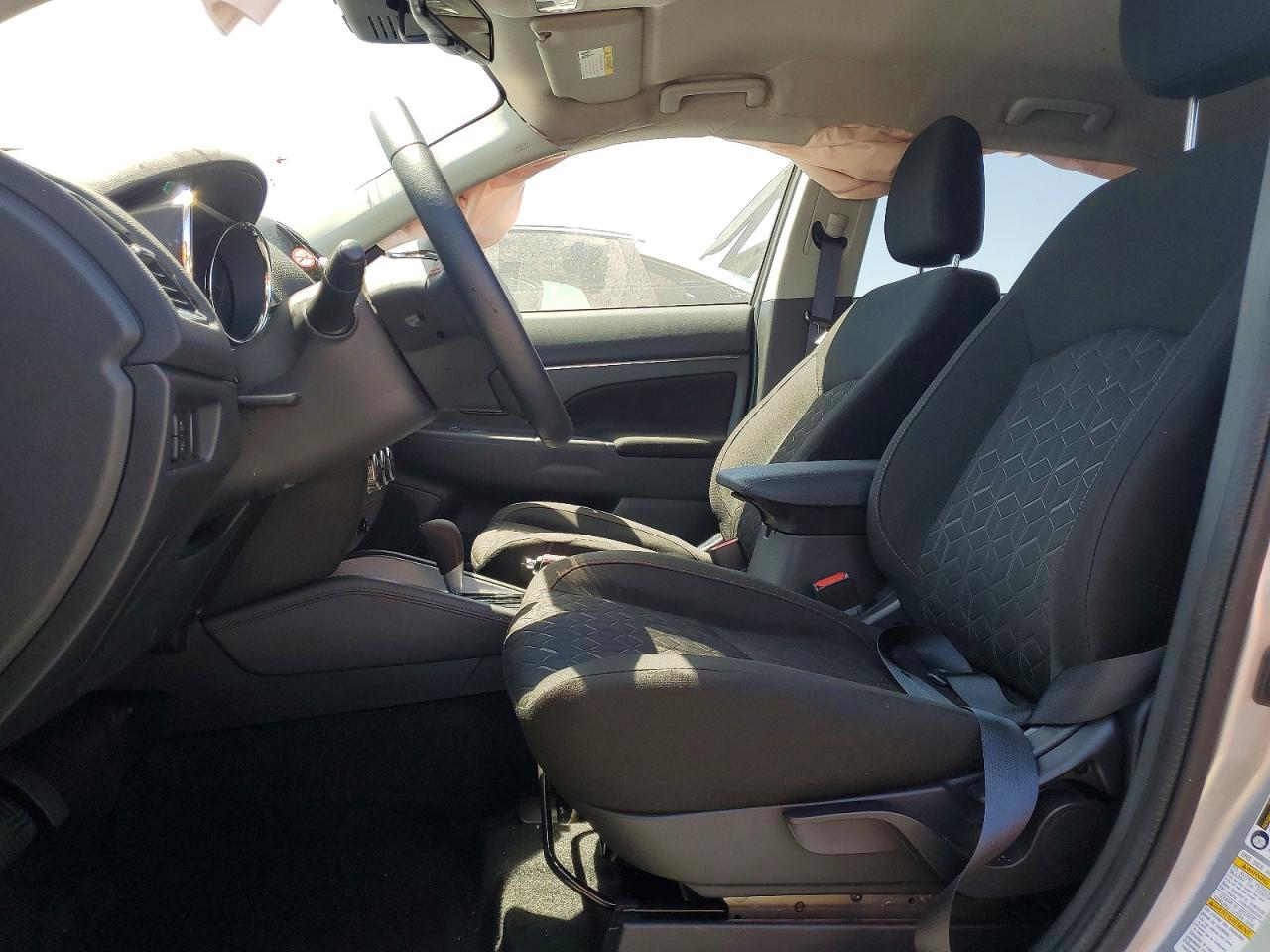 2026 MITSUBISHI OUTLANDER