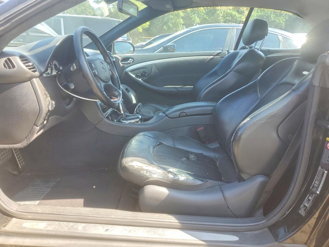 2004 MERCEDES-BENZ CLK-CLASS