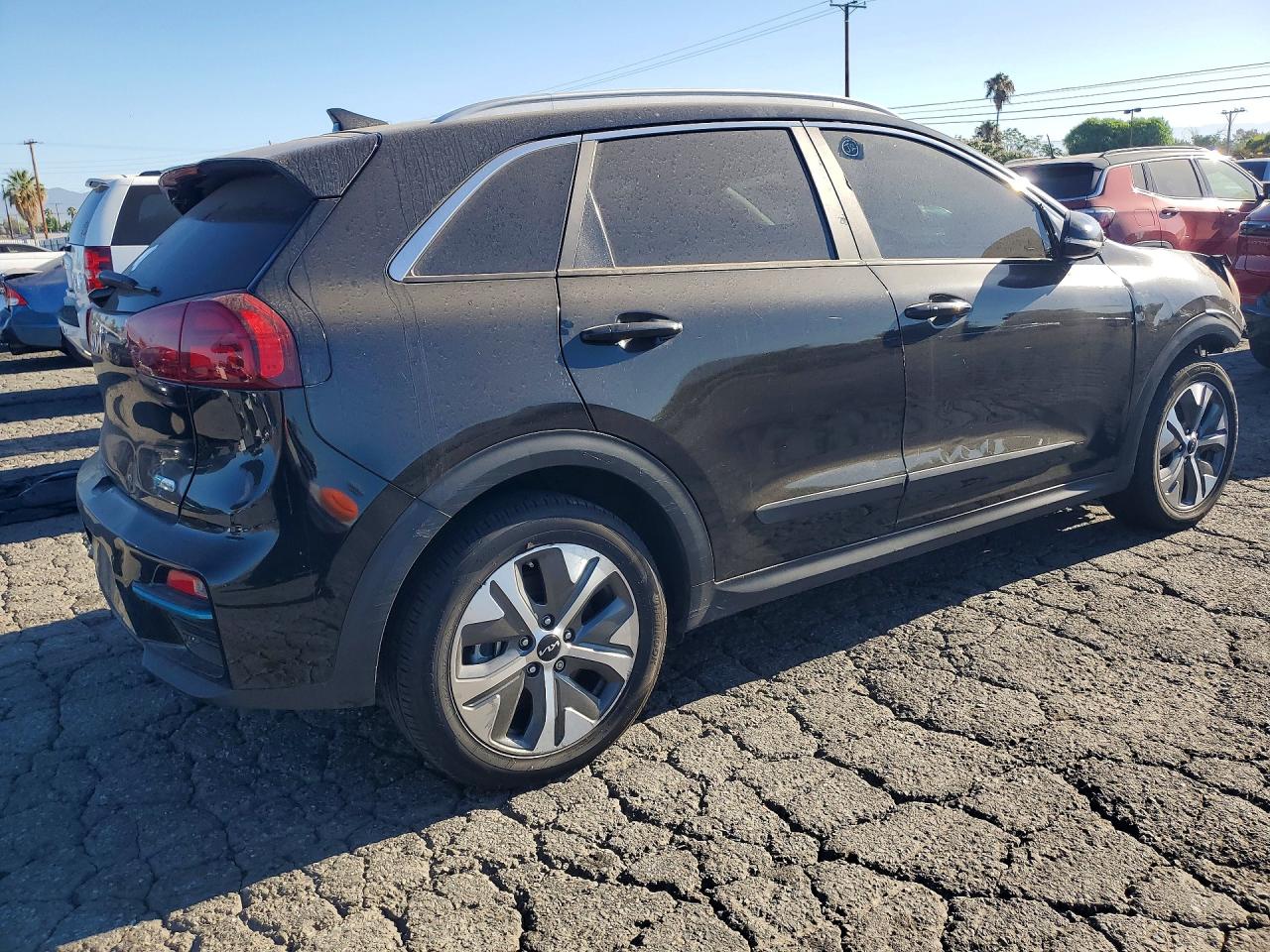 2022 KIA NIRO