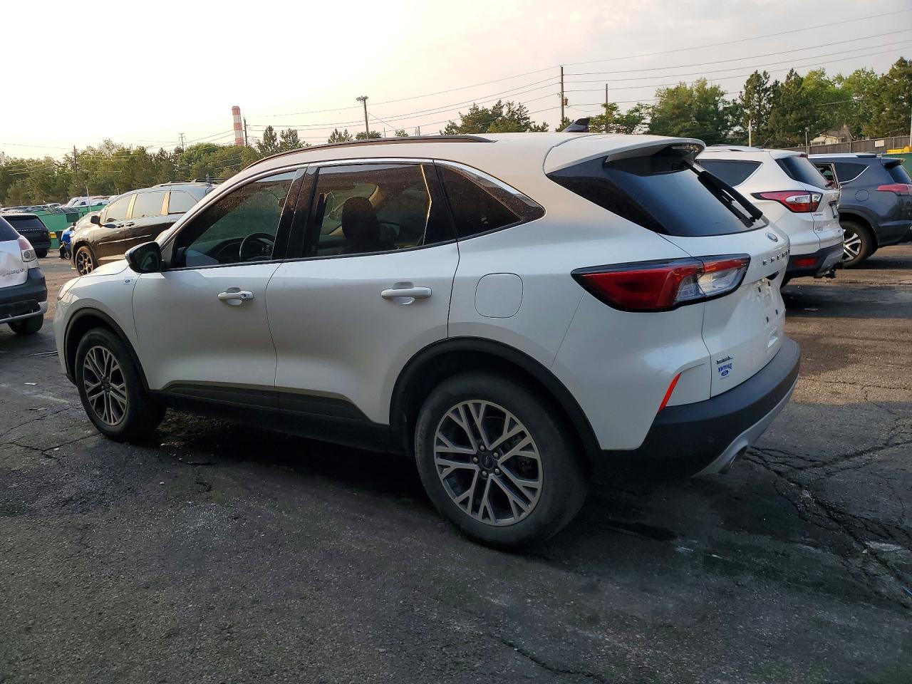 2020 FORD ESCAPE