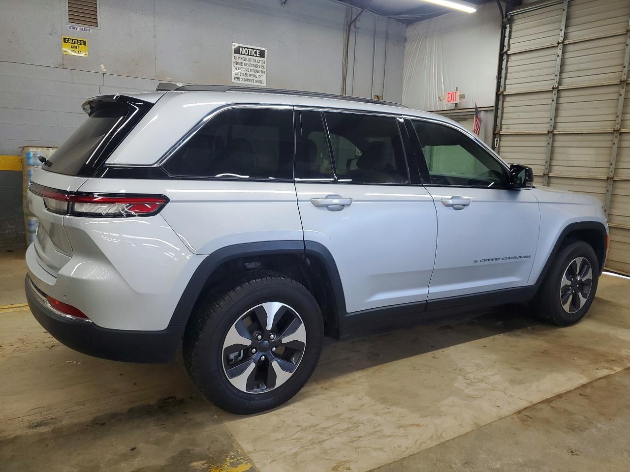 2024 JEEP GRAND CHER