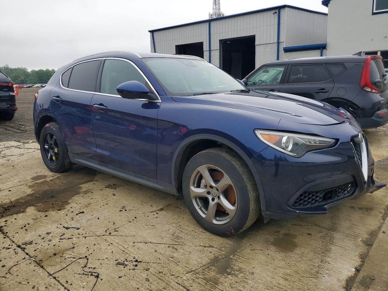 2021 ALFA ROMEO STELVIO