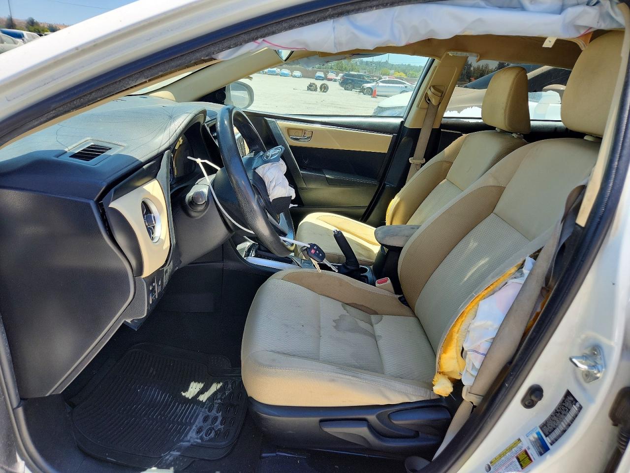 2017 TOYOTA COROLLA