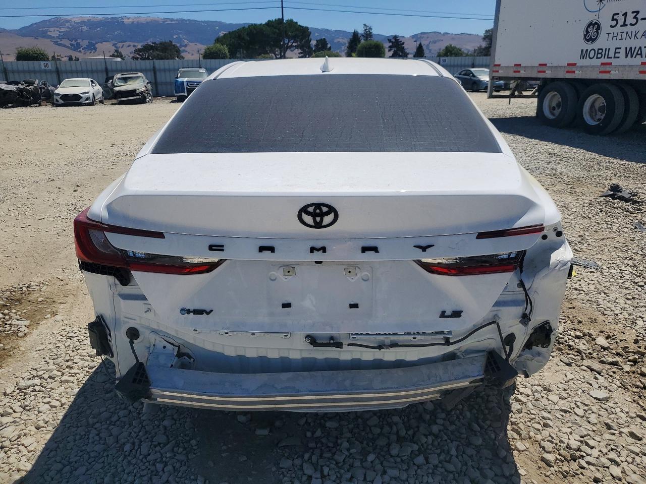 2026 TOYOTA CAMRY