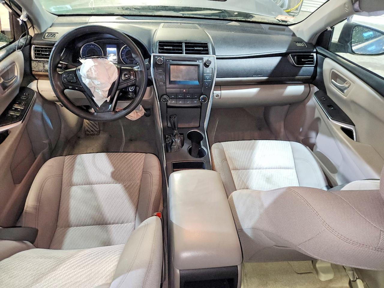 2016 TOYOTA CAMRY