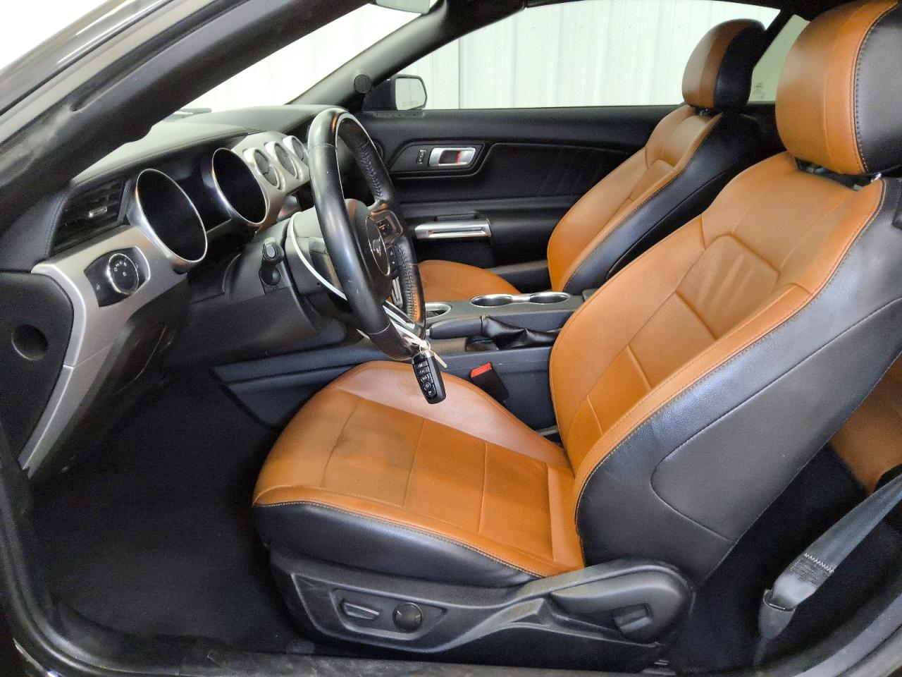 2022 FORD MUSTANG