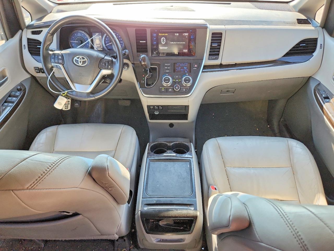 2015 TOYOTA SIENNA