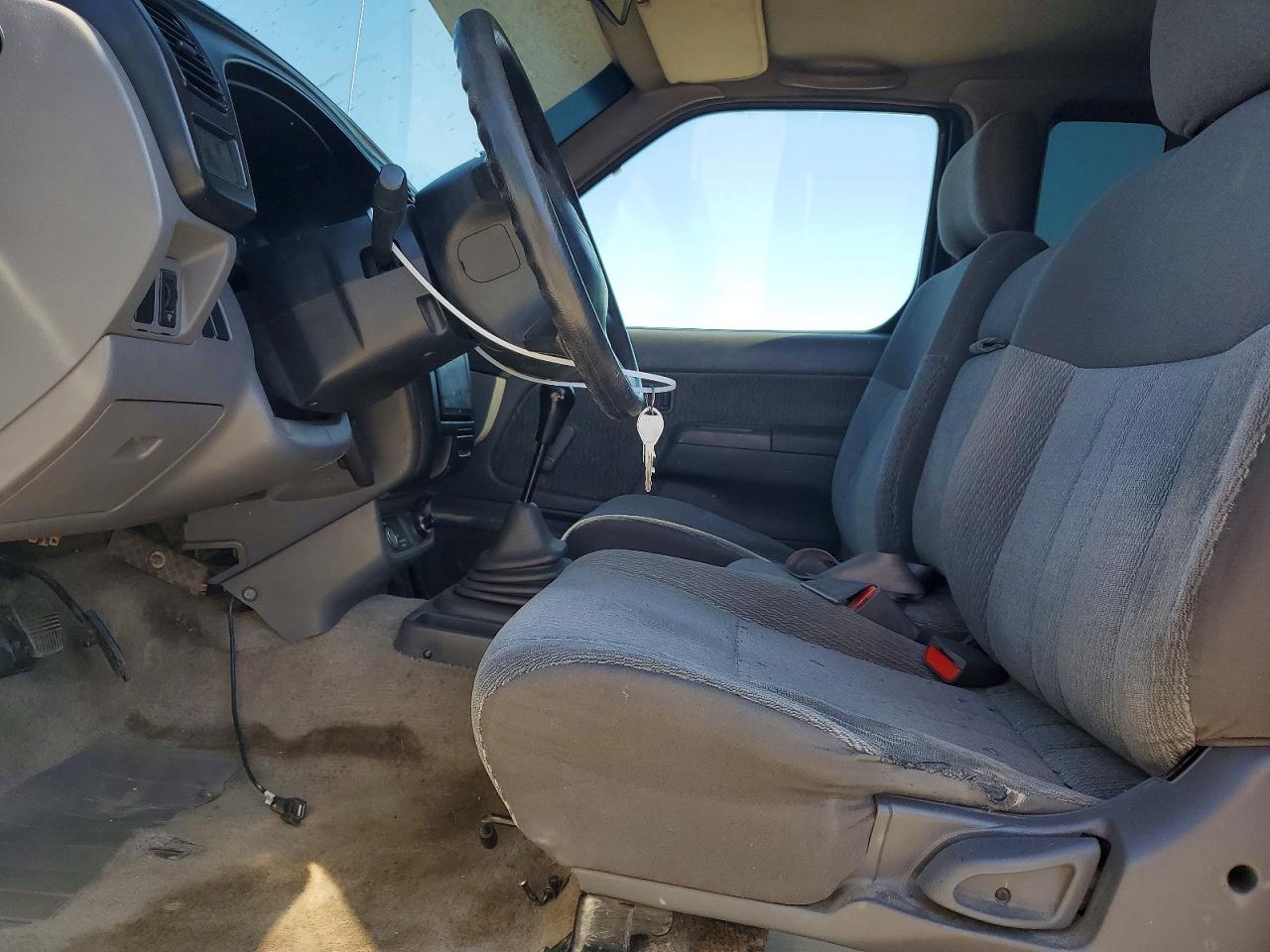 2000 NISS FRONTIER