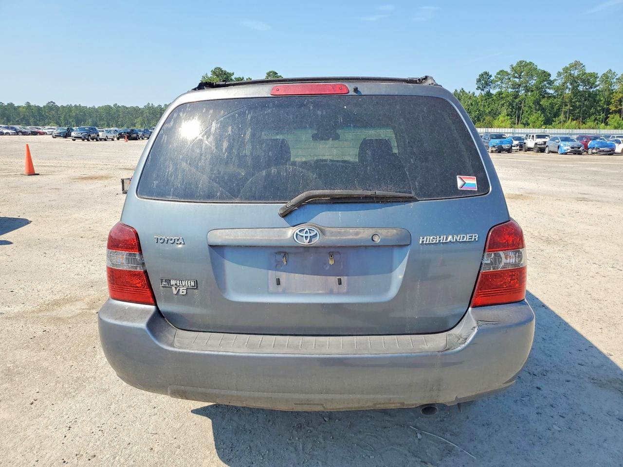 2004 TOYOTA HIGHLANDER