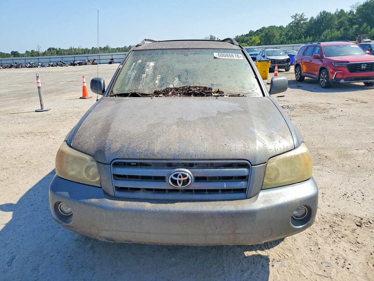 2004 TOYOTA HIGHLANDER