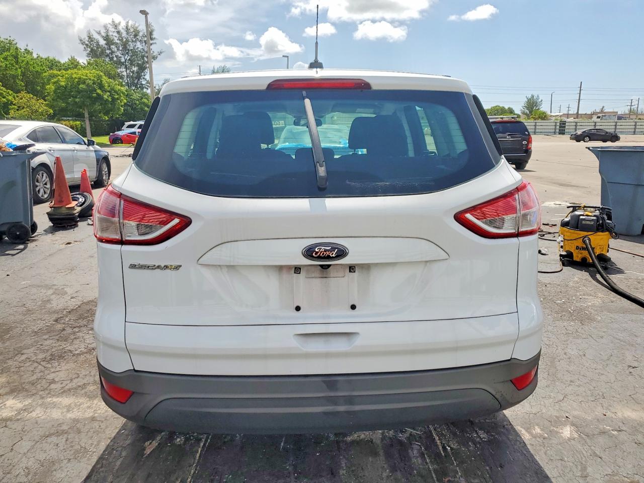 2016 FORD ESCAPE