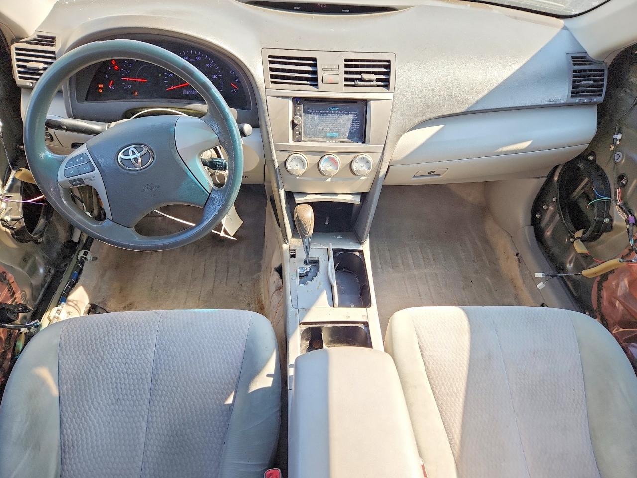 2011 TOYOTA CAMRY