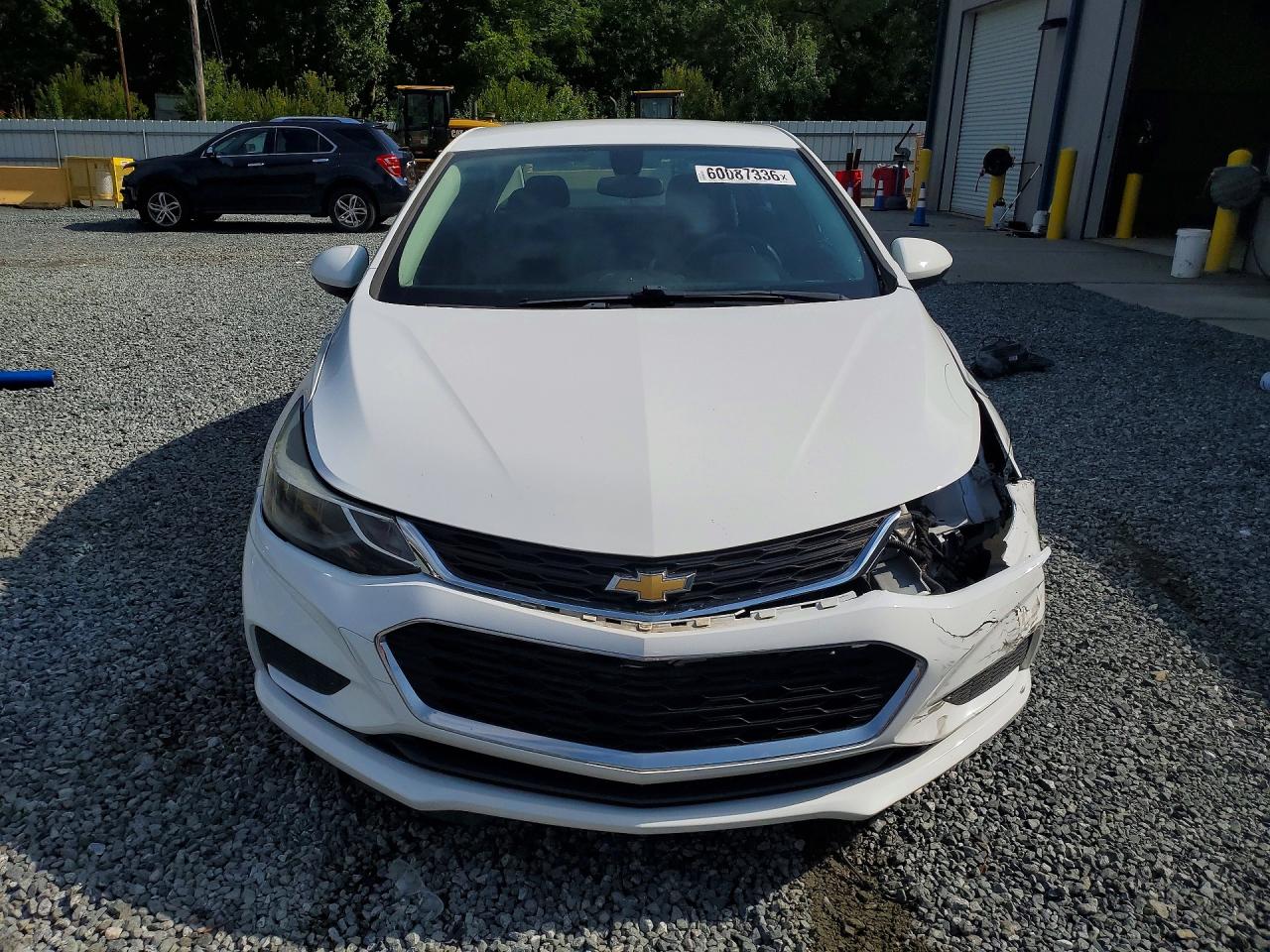 2017 CHEVROLET CRUZE