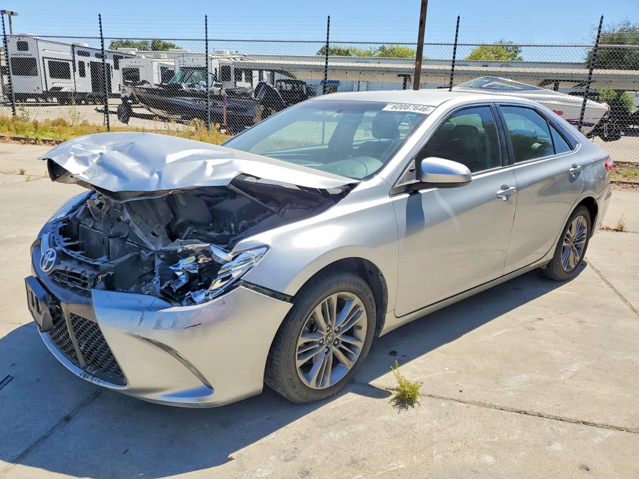 2016 TOYOTA CAMRY