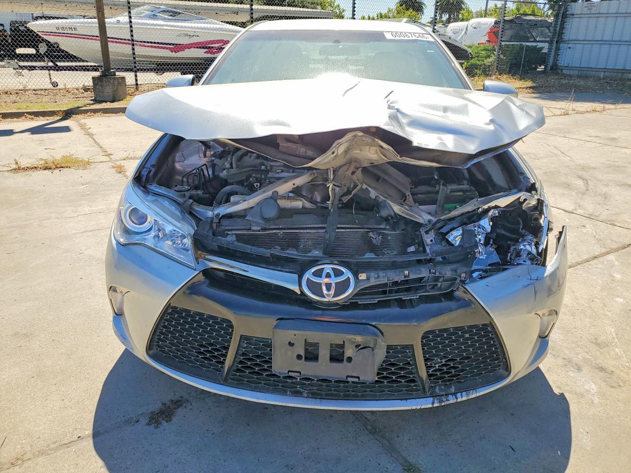 2016 TOYOTA CAMRY
