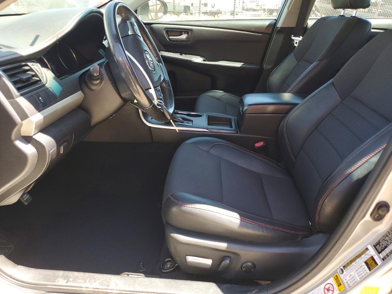 2016 TOYOTA CAMRY