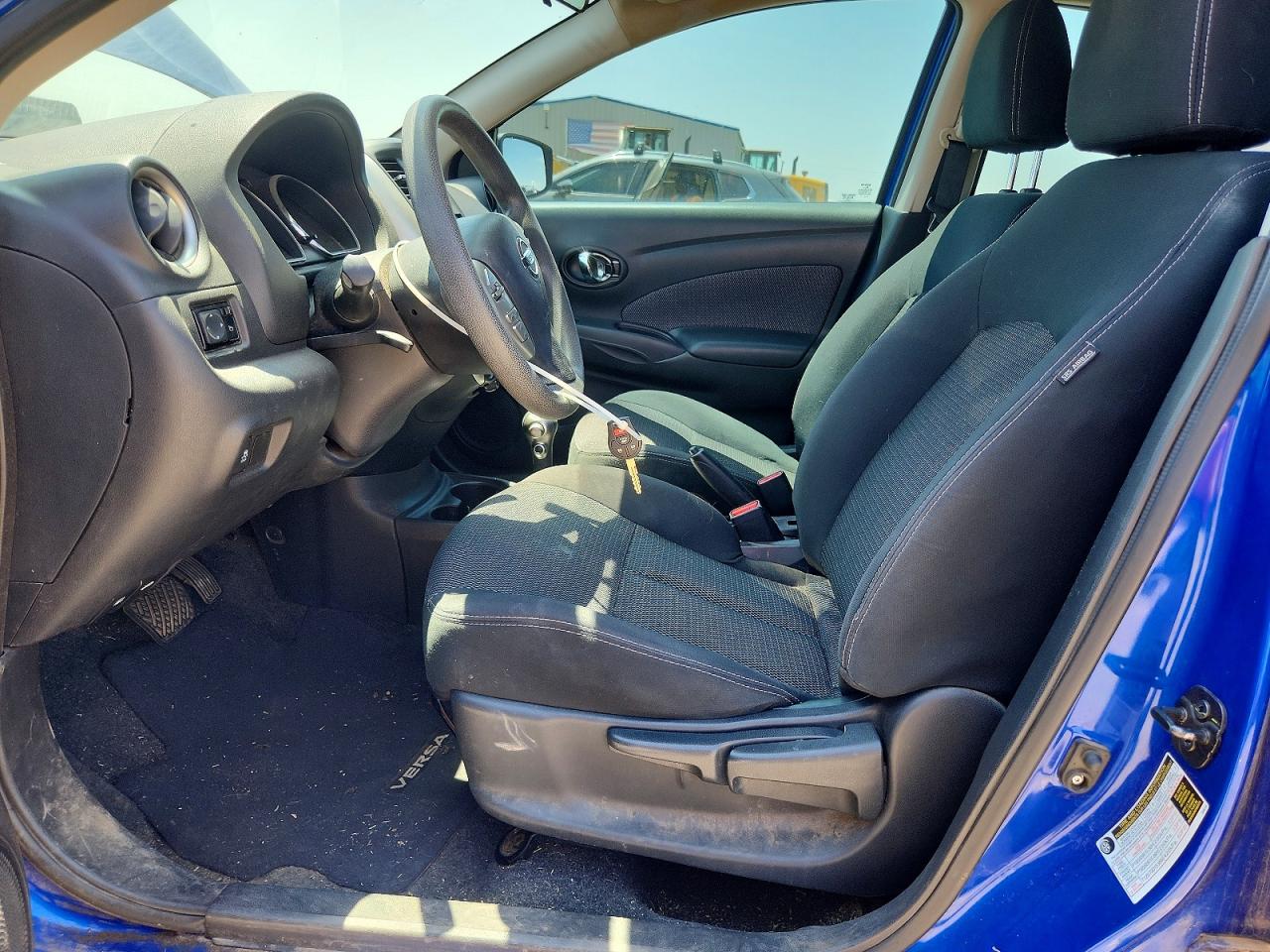 2016 NISSAN VERSA