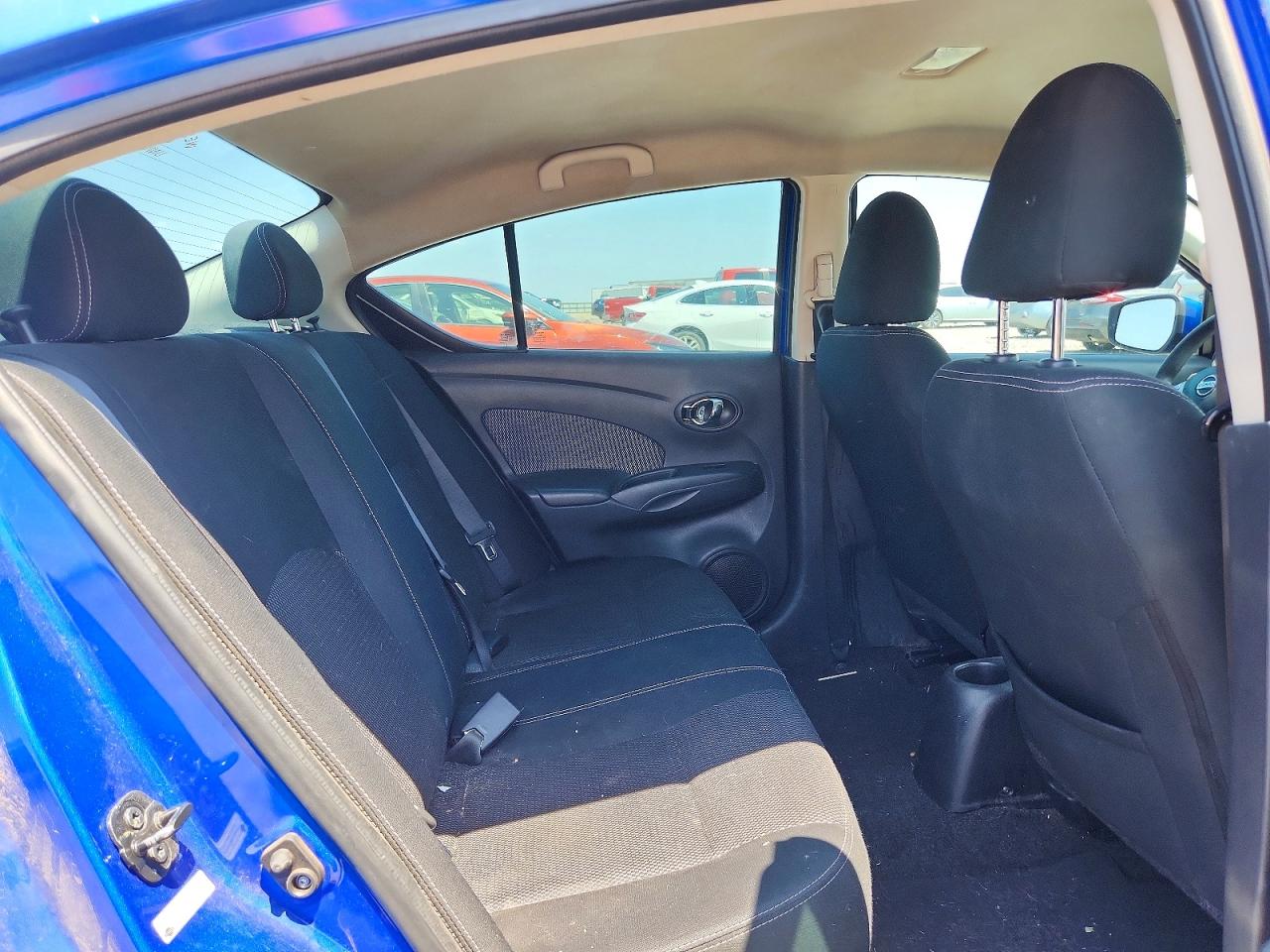 2016 NISSAN VERSA