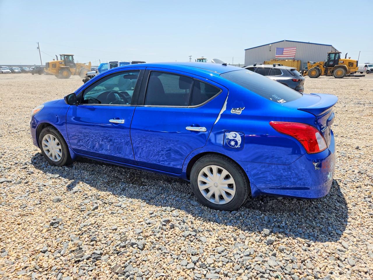 2016 NISSAN VERSA