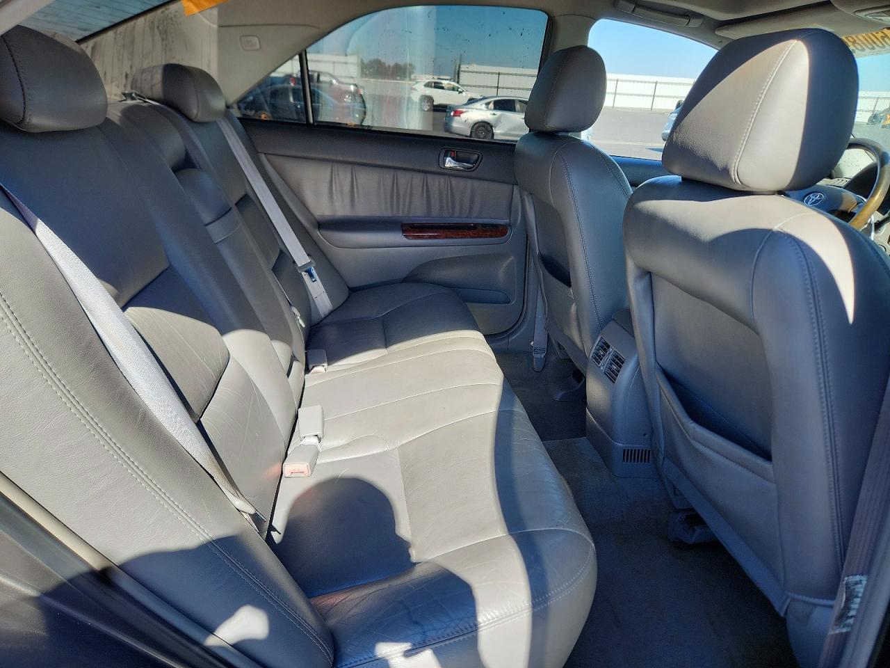 2003 TOYOTA CAMRY XLE