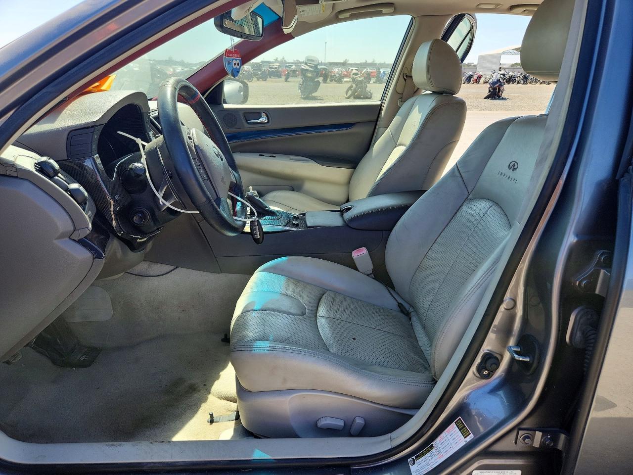 2010 INFINITI G37