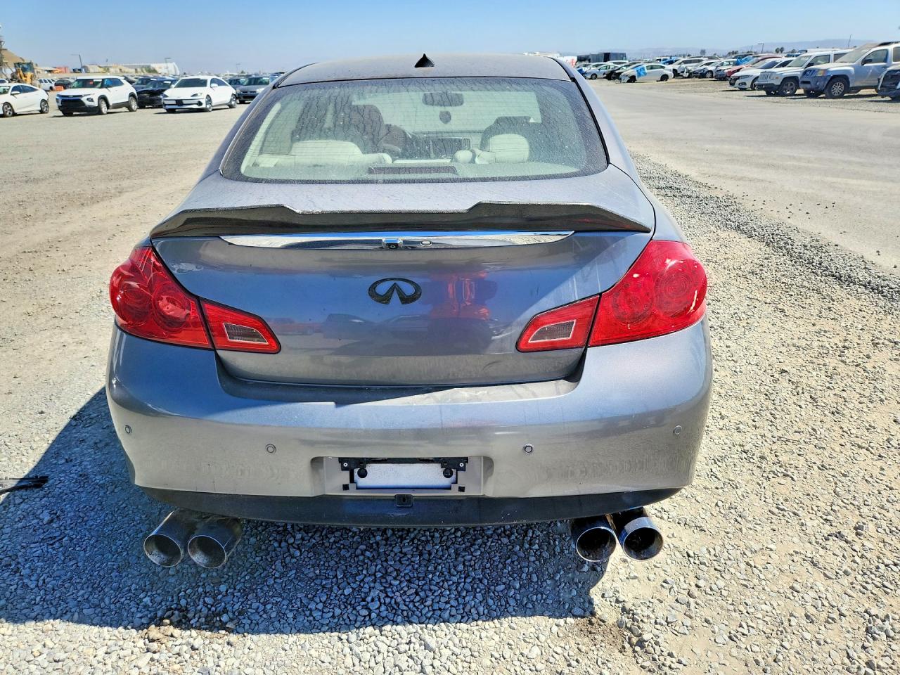 2010 INFINITI G37