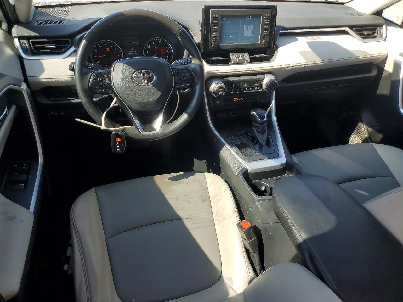 2019 TOYOTA RAV4