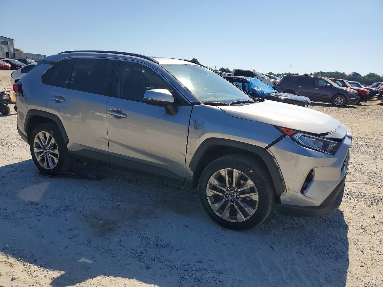 2019 TOYOTA RAV4