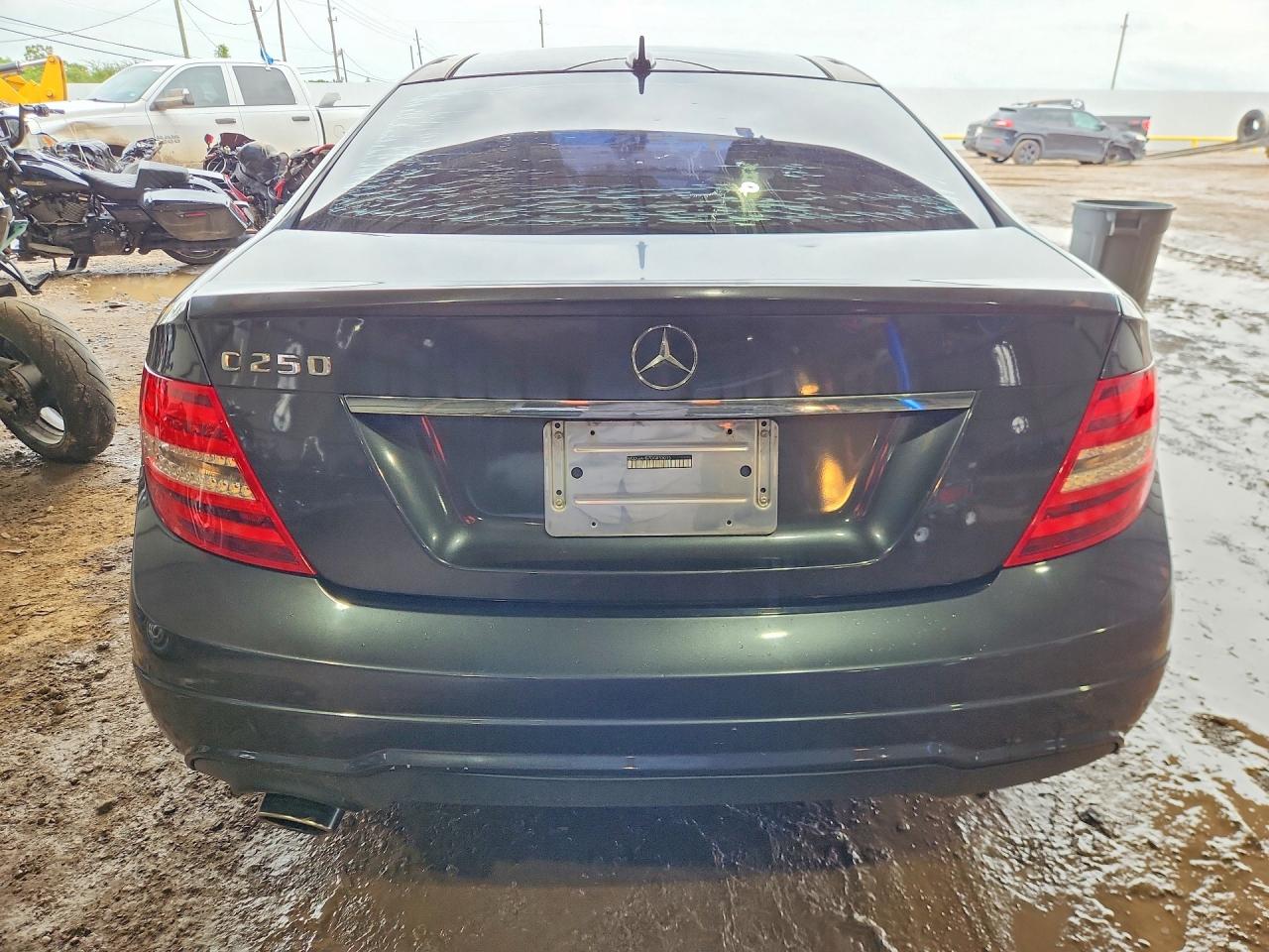 2013 MERCEDES-BENZ C-CLASS