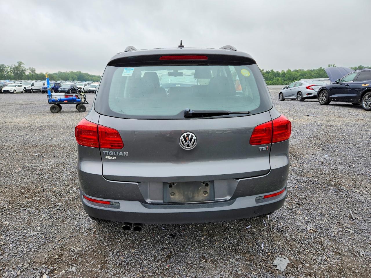 2016 VOLKSWAGEN TIGUAN