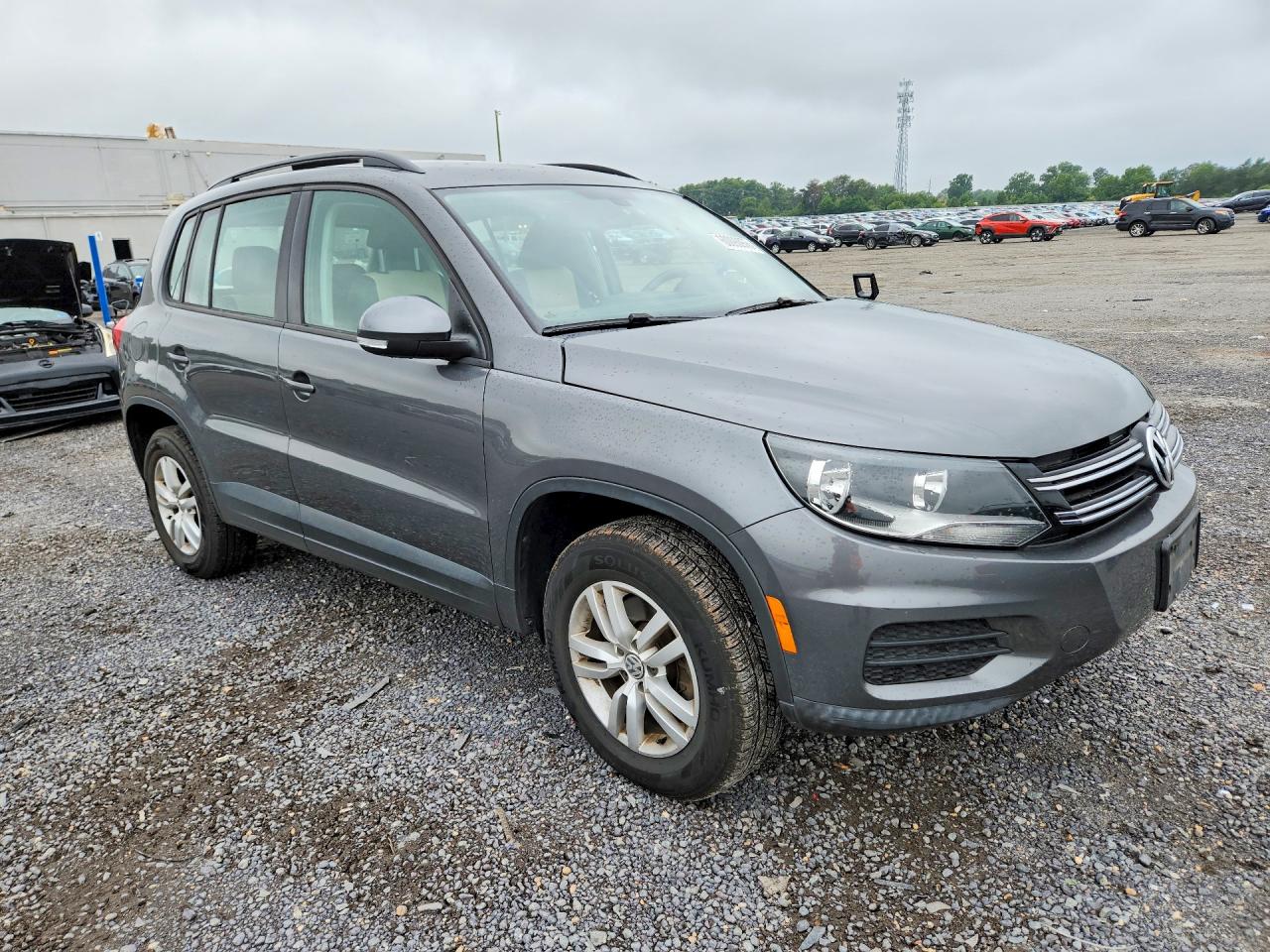 2016 VOLKSWAGEN TIGUAN